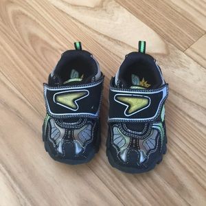 Toddler Boy Skecher Tennis Shoes